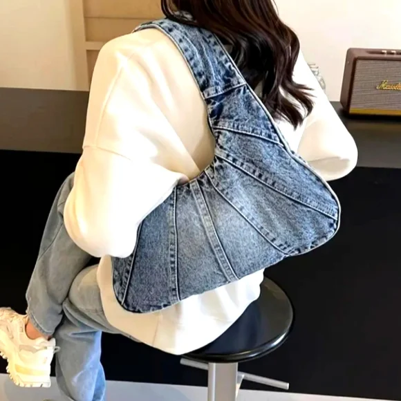 Denim Hobo Bag w/Fashion Brooches - Picture 8 of 17